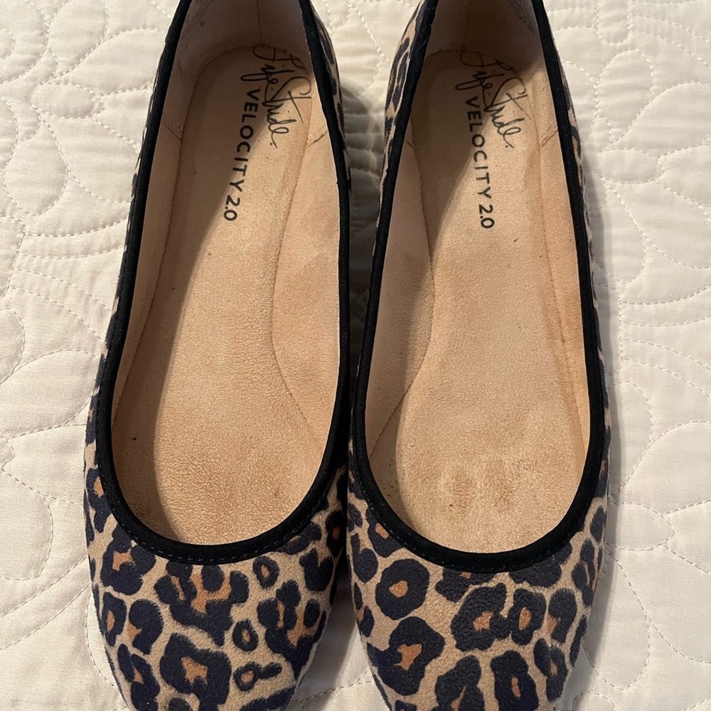Leopard print Lifestride flats